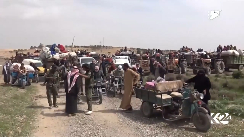 بالصور.. اهالي الطبقة يحبطون خطة لداعش ويلوذون بـ